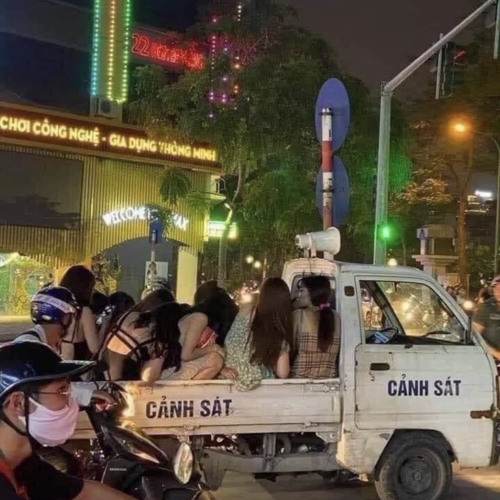 giáng suy sụp đêm noel - Huy Gấu