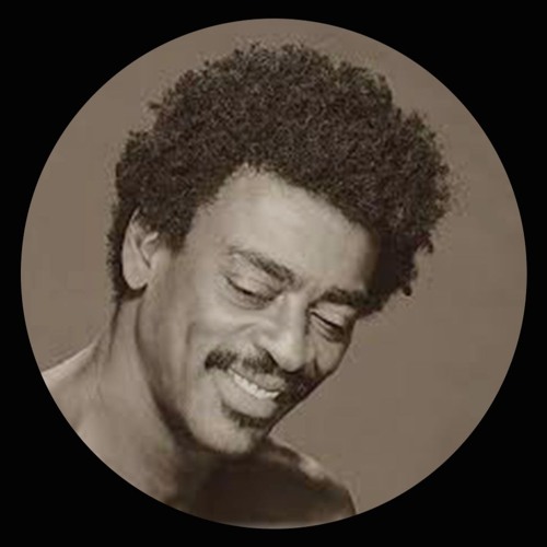 Seu Jorge - Cotidiano  ( Drop Devices RMX )  [𝐁𝐔𝐘->𝐅𝐑𝐄𝐄 𝐃𝐋]