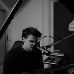 yungblud — love song(live at eastcote studios)