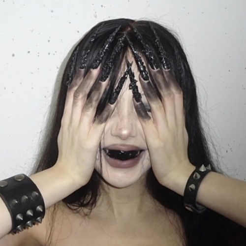 Ⲁ𝓵𝓲𝓬𝓮 𝓭 𝓔𝓓𝓘𝓣