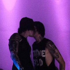 KISS (Kai Angel&9mice)