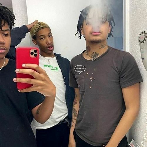 Summrs - YSL (CC) (prod Zayskillz)