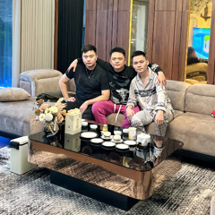 Happy New Year..! 3/8/9(2025) - Tomy Nguyễn & VieQ & Linh Ngo