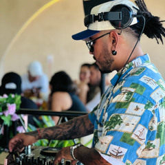 TECH HOUSE