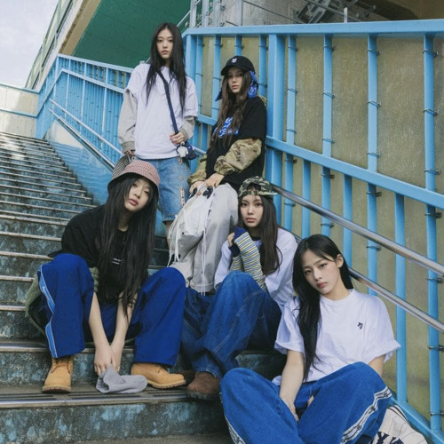 NewJeans (뉴진스) - Right Now (CM song)