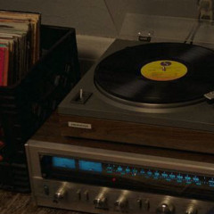 ‎⁨صفحه گرامافون قدیمی ماسیس⁩