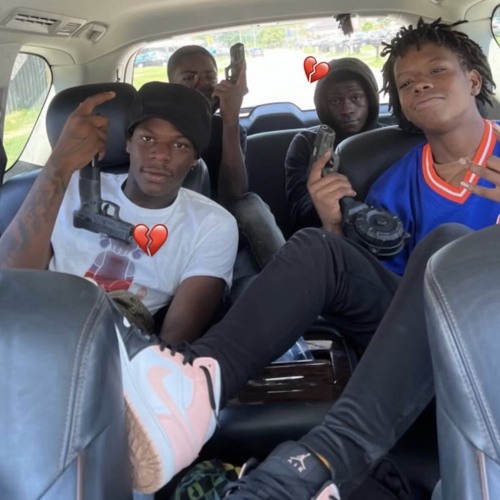 2aluh3 x G4ploan9 x Tee6 - All black