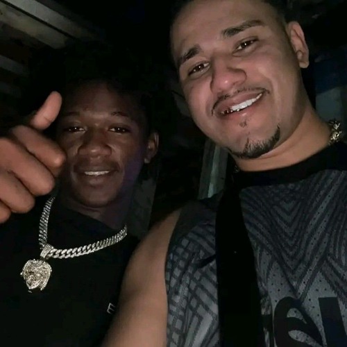 OS CRIA DO ROSEIRAL TAO COMENDO VARIAS NOVINHA DJ HG - DJ RW DO ROSEIRAL