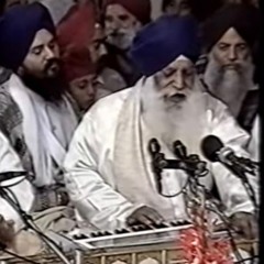 Bhai Balbir Singh & Bhai Sarabjit Singh Laddi - Raag Basant Kirtan at Sri Harmandir Sahib