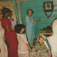 Women Mandali Gujurati Arti (dubbed with a simultaneous English Translation)