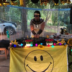 CSAKY / BACK TO ANTIQUE SMILEY WORLD