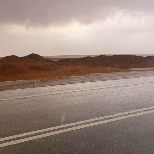 لالح لي برقٍ سرا يشعا وميضه