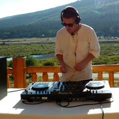 Live @ Fairplay