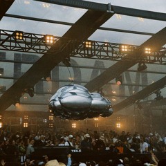 under foggy klouds - by Luca