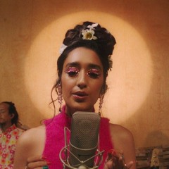 Raveena - Stronger ~ Still Dreaming ~ Lovers Rock (Sade Cover) (Live) (320 Kbps)