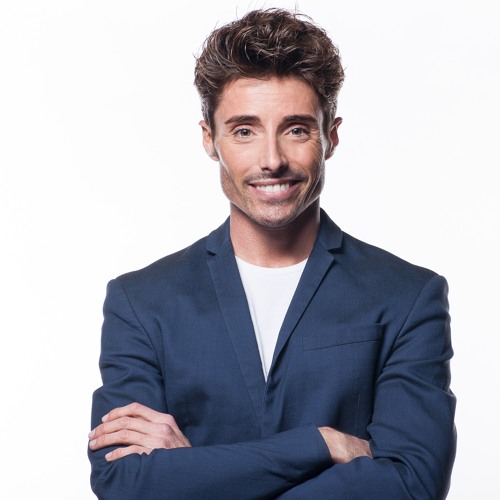 Comercial Voices Castellano Aaron Cobos 1