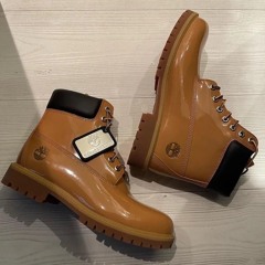 veneda timbs w/ m4sonn
