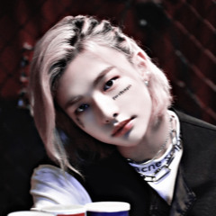 chill - stray kids (sped up)