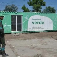 “Esta Terminal Verde en el barrio Los Hornos es solo un lugar de reciclado de basura”
