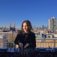 LACATY NEVS SKY STAGE NYC