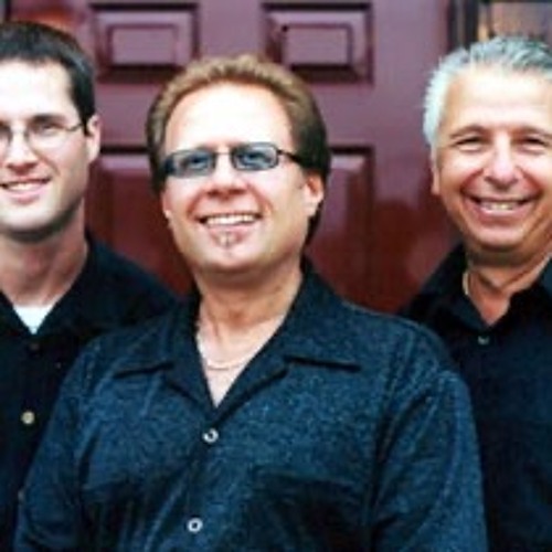 He Can't Love You - Niagara's Jerry Salfi & The Night Shift Blues Band on KWW Radio St. Davids