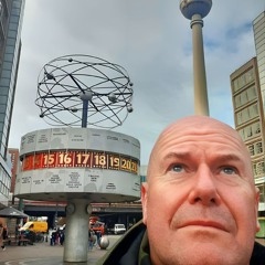 Alexander Platz (Strings)