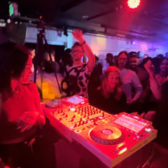 SARA AFSHAR - @CALYPSO MAY 28, 2022
