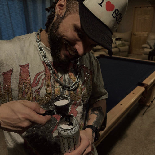 White Monster mixed with PRE (HARDSTYLE)