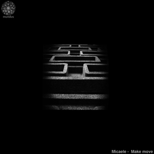 Micaele - Makes Me Move (Extended mix)