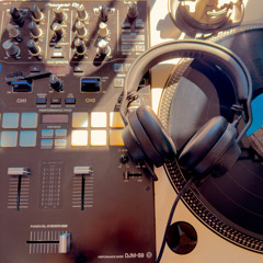 Just An Hour of Mellow Hip Hop On Wax - All Vinyl - Outkast, Mobb Deep, Little Brother, Nas, Common