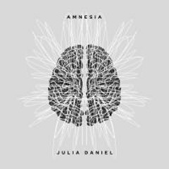 Julia Daniel - Amnesia