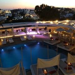 Mike@Andronikos_Hotel_Mykonos_UG_Deep-House