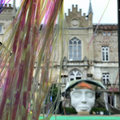 @ Only Lovers Left Alive 🏰 🤪🔫