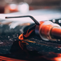 Leca Andone _ The broken vinyl (Original Mix)