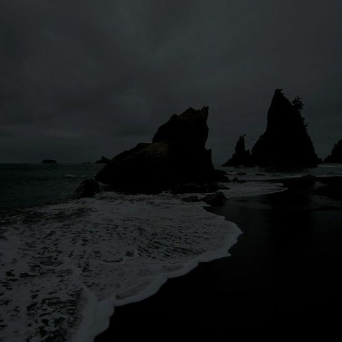 Stream Pastel Ghost Dark Beach ( muffled tiktok remix ) by prompyyy Listen online for free