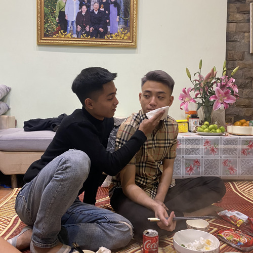 逝去的跨国恋情-韦伟专属