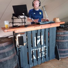Fynefest Mixtape Lounge Stage (live DJ set)