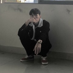 Youngboii Lowkyy muốn một mình va vào giai điệu này chỉ một đêm nữa thôi !