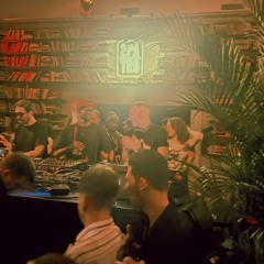 Staysky - Klubovna 2.Patro support Sona