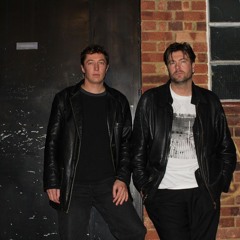 KIT GRILL W/ LAURIE LYNCH 301125