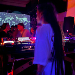 yessi-k-holeo en el bloke