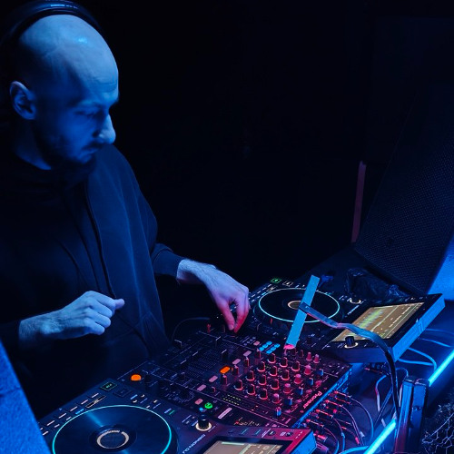 THS#10 - Tihonenko Home Sessions - Tech Minimal Techno