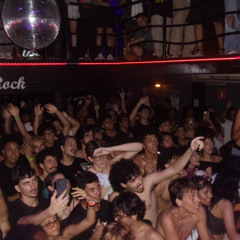 set 3 type Karrahbooo