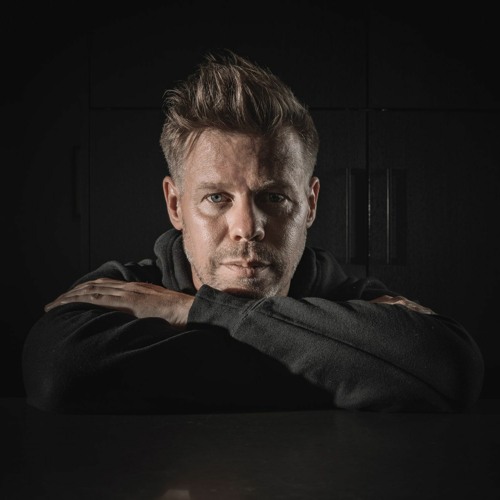 EDMID Winter Waveforms 2023 || Ferry Corsten