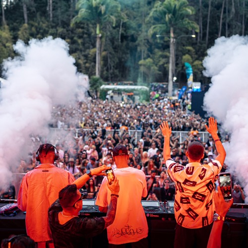 Mason Collective - Partai aniversario 10 -  2023