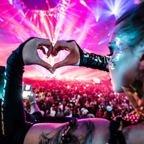 Topic - Breaking Me (FUZE & MUNDUROWY BOOTLEG)