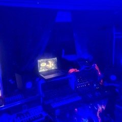 Geh nicht gelassen in die gute Nacht