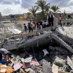 Constant Tensions ! Endless War !