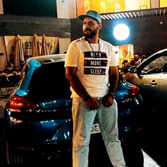 *أنا ماشي طريق*  *كريم كرستيانو*🦌