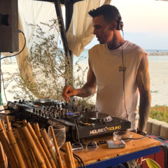 la brise sunset 16-08-2025